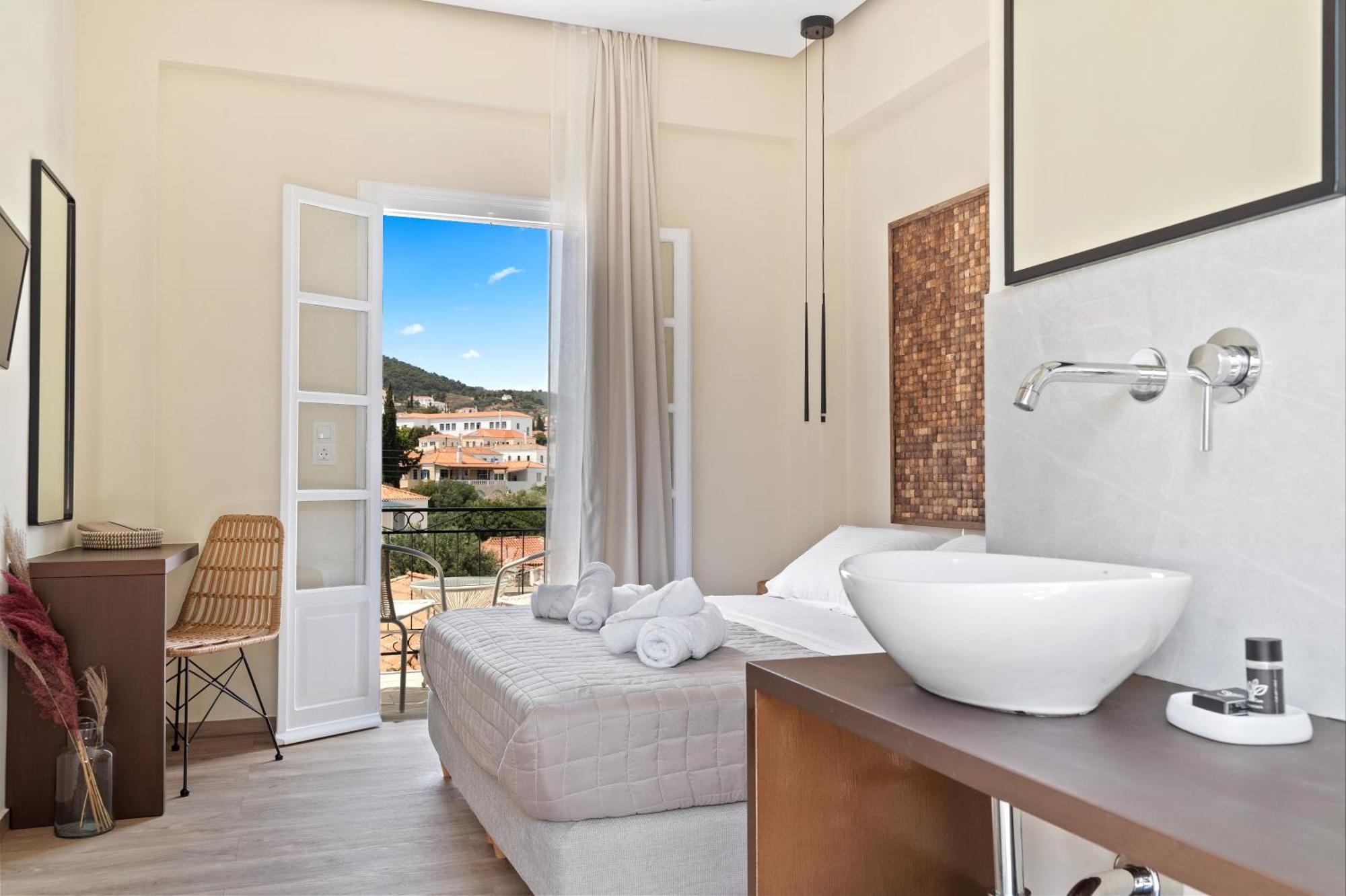 Ethereal Stay Spetses Town Bagian luar foto